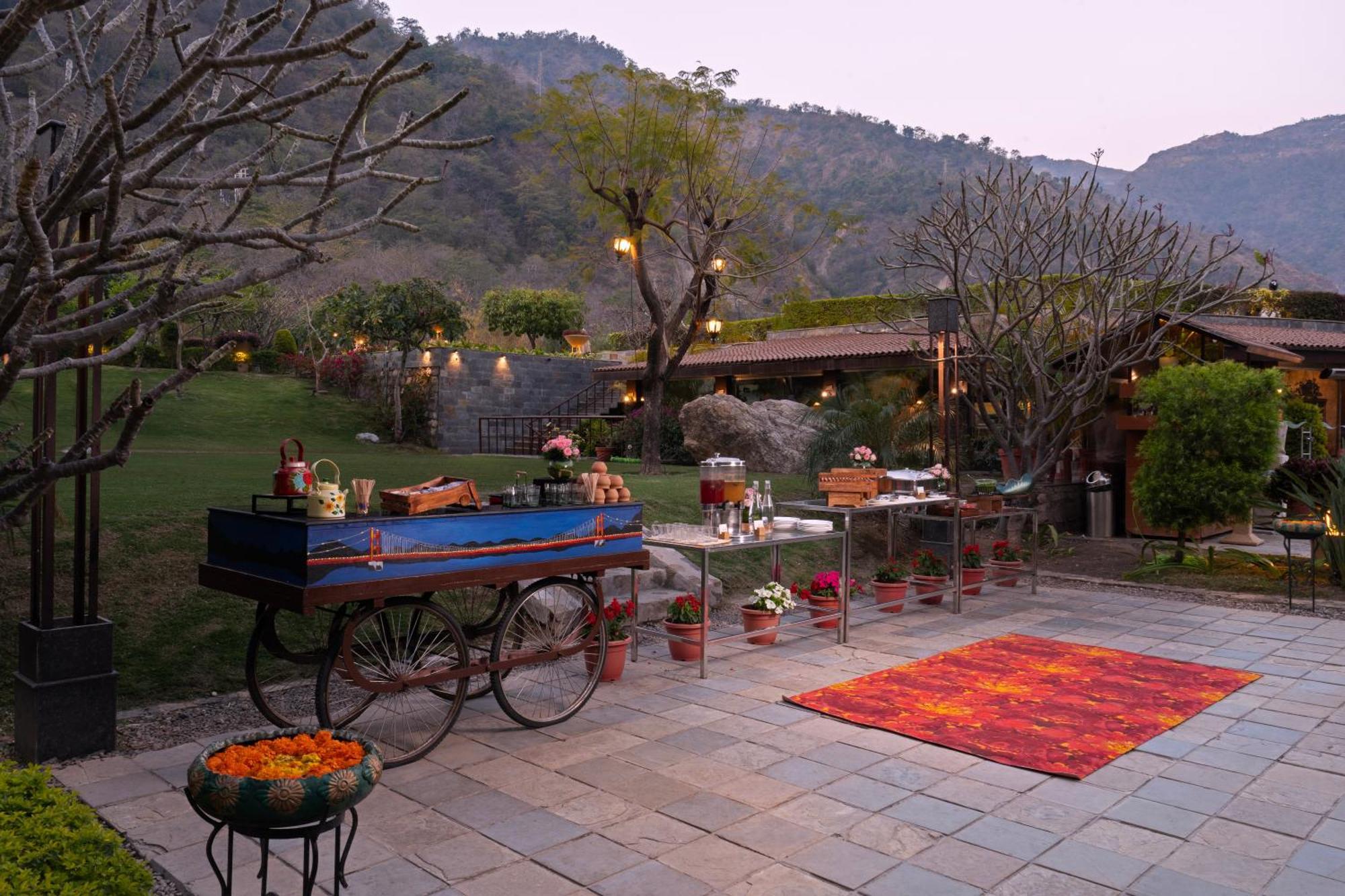 Aloha On The Ganges By Leisure Hotels Rishīkesh Eksteriør billede