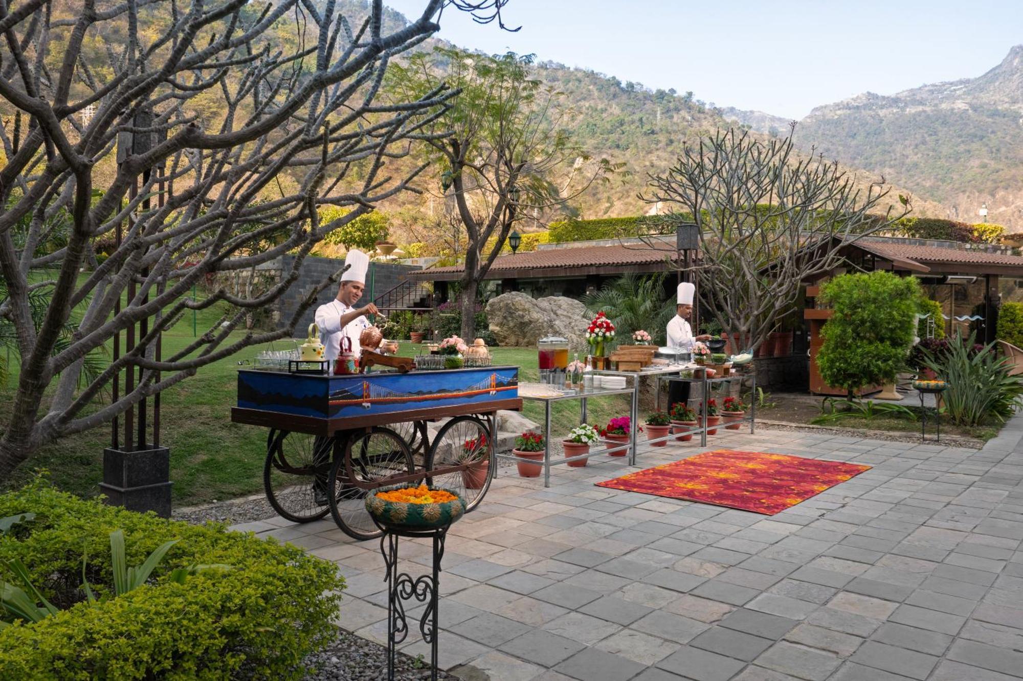 Aloha On The Ganges By Leisure Hotels Rishīkesh Eksteriør billede